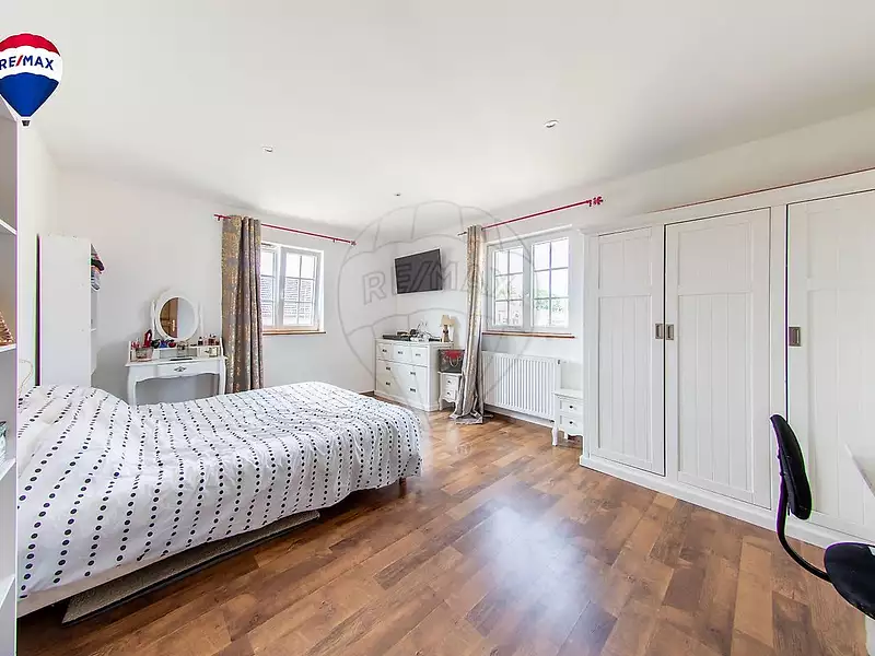 Maison, 306 m²