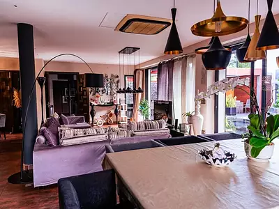 Maison, 305 m²