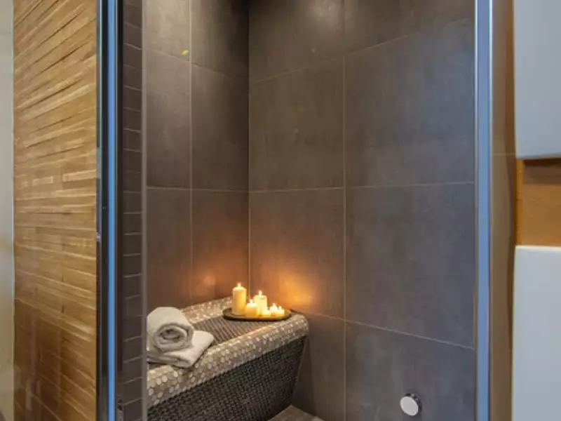 Immeuble, 305 m²