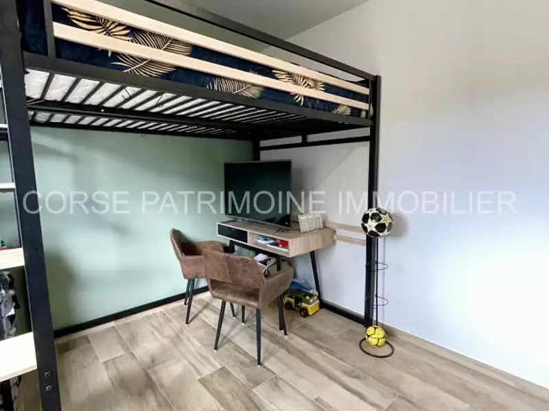 Maison, 145 m²