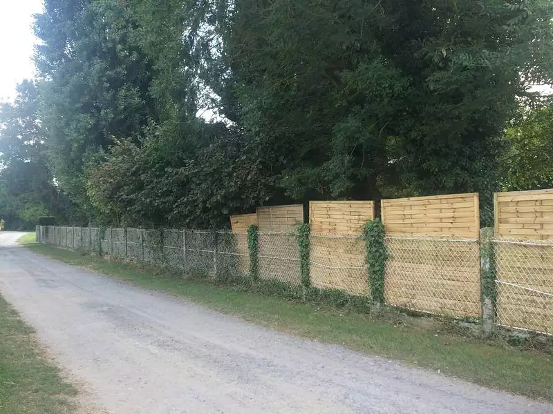 Terrain, 1 328 m²