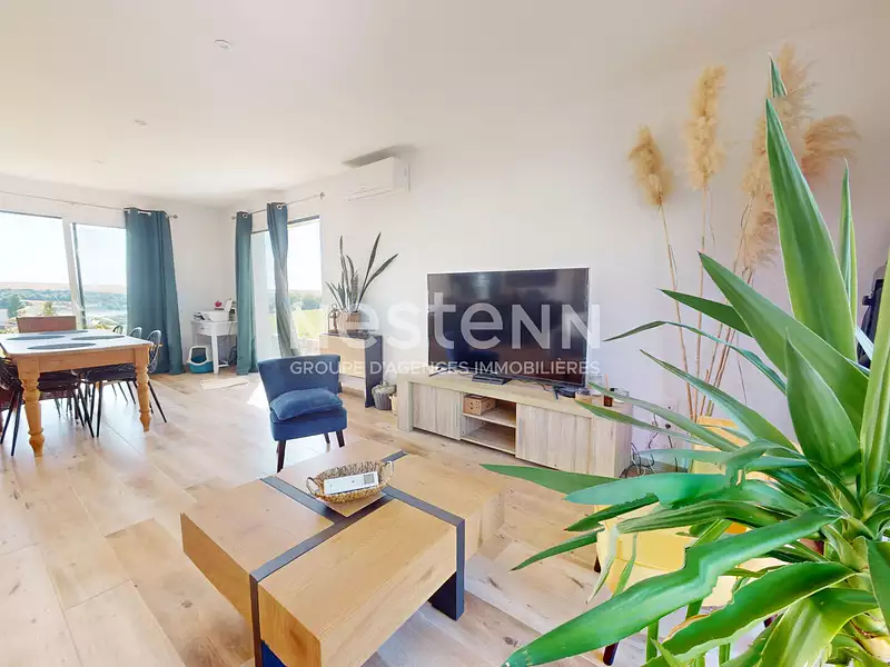 Maison, 93 m²