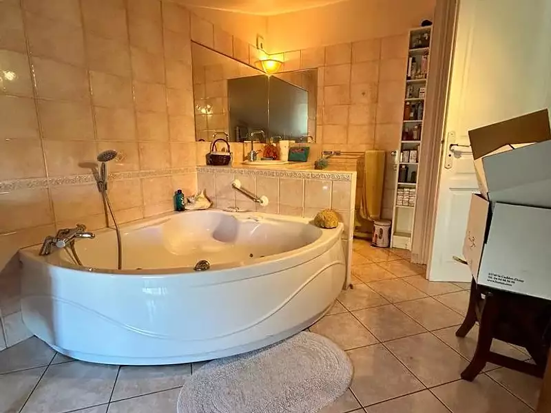 Appartement, 145 m²