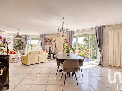Maison, 164 m²
