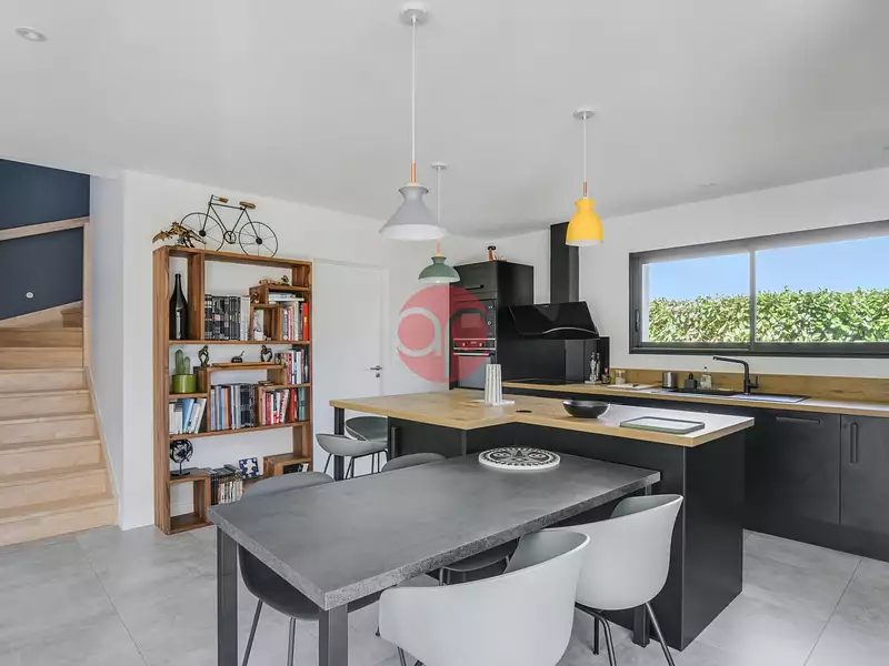 Maison, 100,68 m²