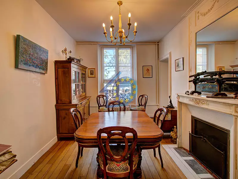 Appartement, 342,05 m²