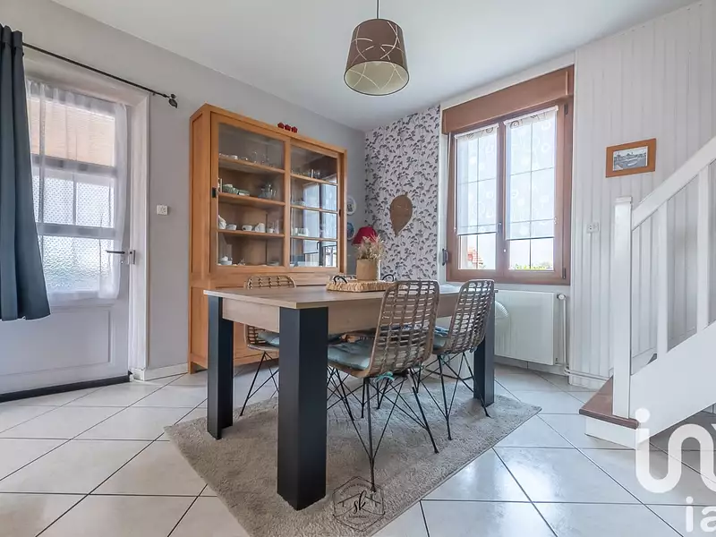 Maison, 93 m²