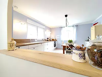 Maison, 213 m²