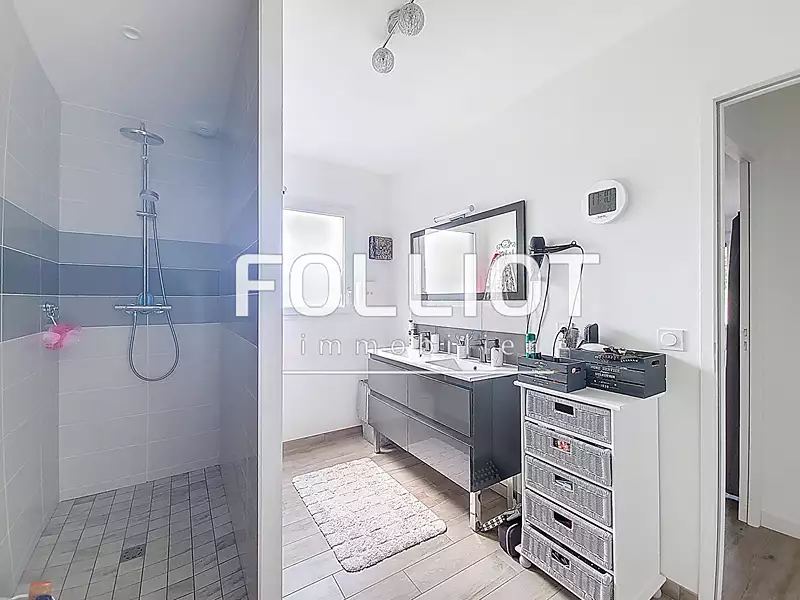 Maison, 115 m²