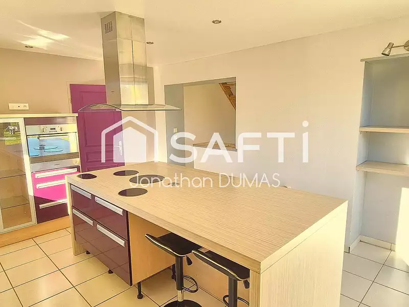 Maison, 169 m²