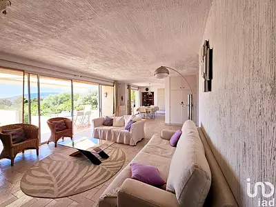 Maison, 136 m²