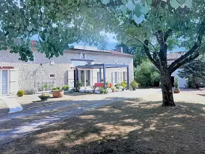 Maison, 180 m²