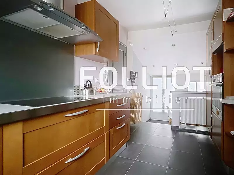 Maison, 121 m²