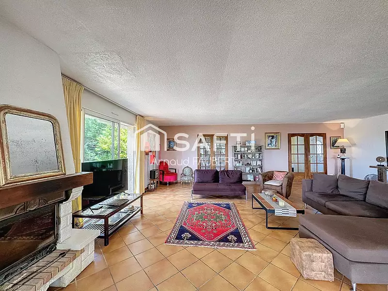 Maison, 183 m²