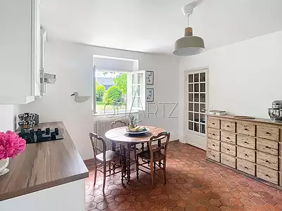 Maison, 167 m²