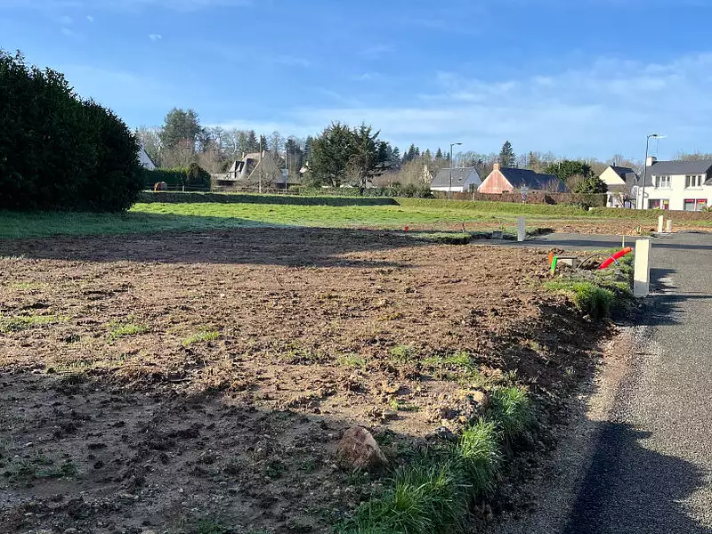 Terrain, 691 m²