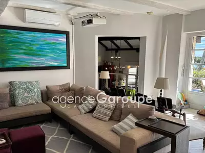 Maison, 240 m²