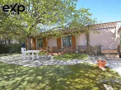 Maison, 225 m²