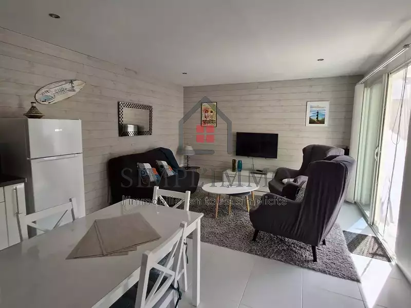 Maison, 165 m²