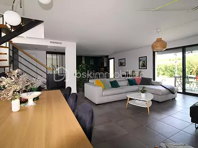 Maison, 144 m²