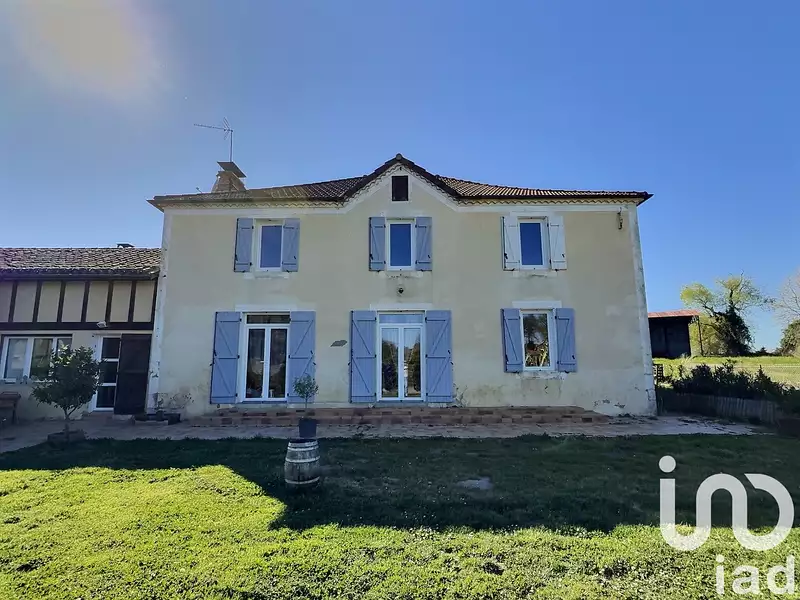 Maison, 266 m²