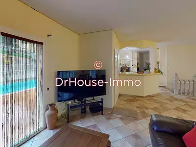 Maison, 183,16 m²