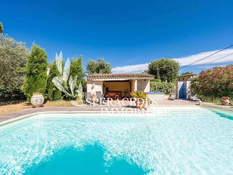 Maison, 177 m²