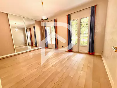 Maison, 300 m²