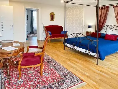Maison, 1 225 m²