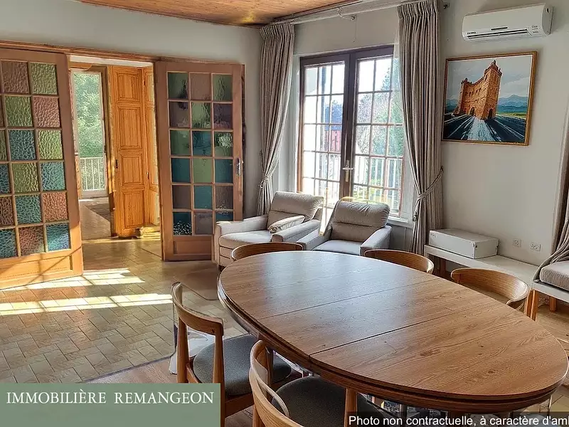 Maison, 151 m²