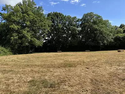 Terrain, 1 898 m²