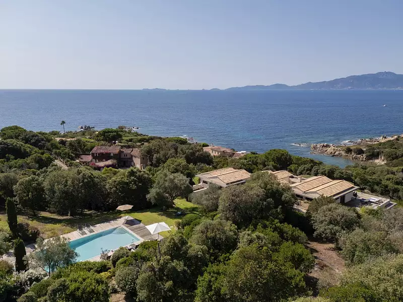 Divers, 410 m²
