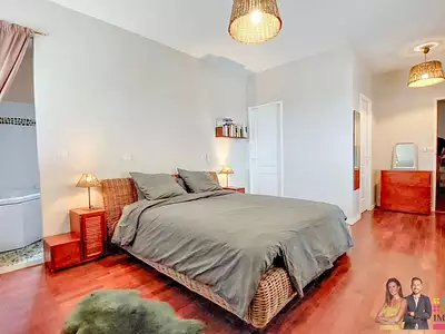 Maison, 384 m²