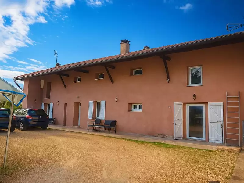 Maison, 240 m²