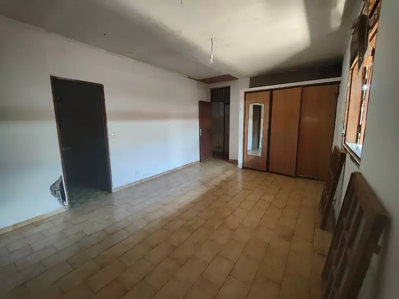 Maison, 230 m²