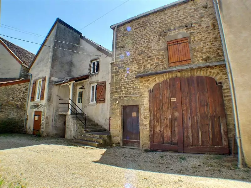 Maison, 151 m²
