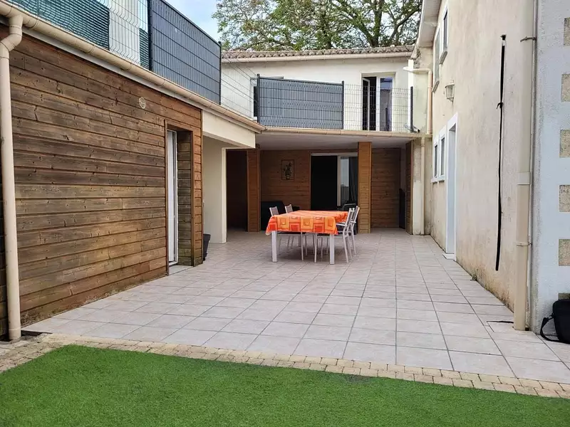 Maison, 198 m²