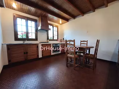 Maison, 160 m²