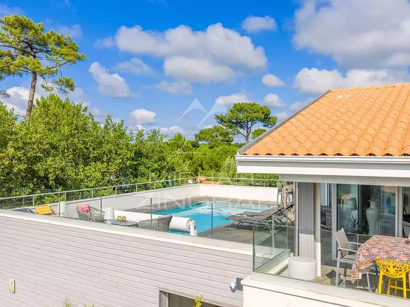 Maison, 200 m²