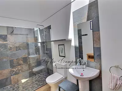 Maison, 185 m²