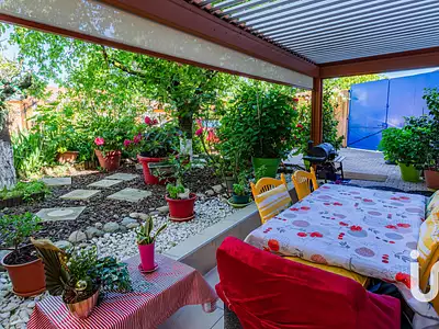 Maison, 240 m²