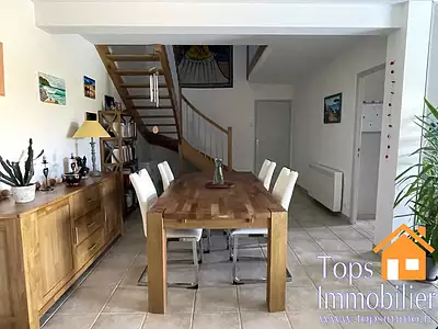 Maison, 224 m²