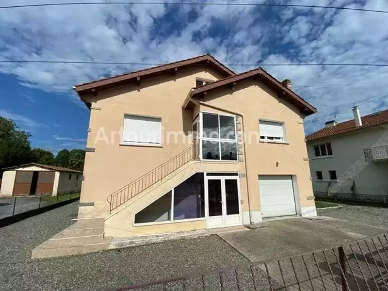 Maison, 230 m²