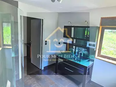 Maison, 163 m²