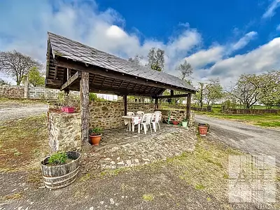 Maison, 325 m²