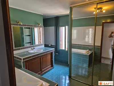 Maison, 146 m²