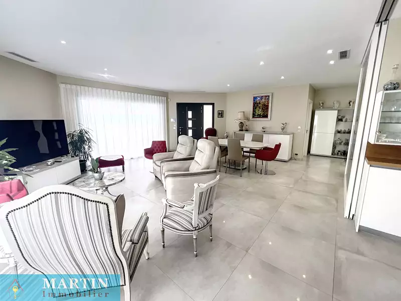 Maison, 137 m²