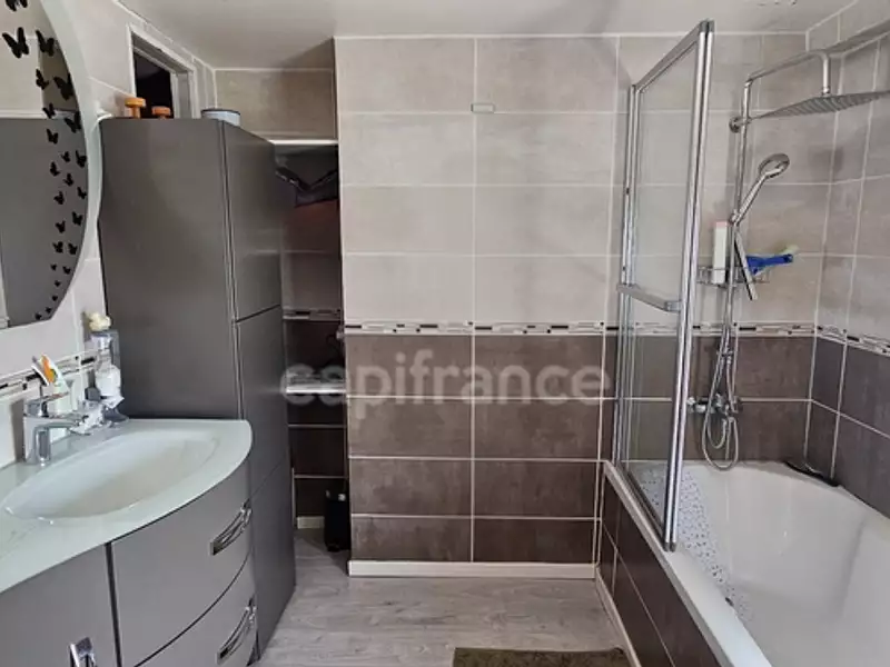 Maison, 172 m²