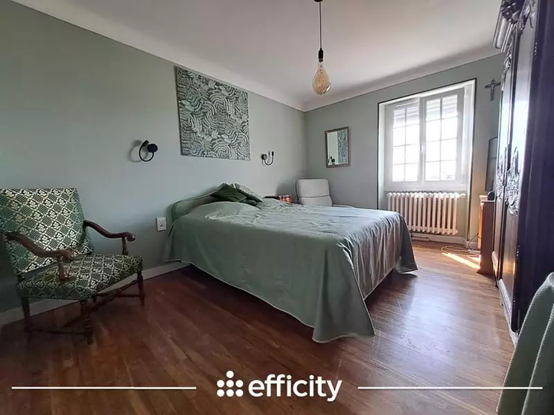 Maison, 192 m²