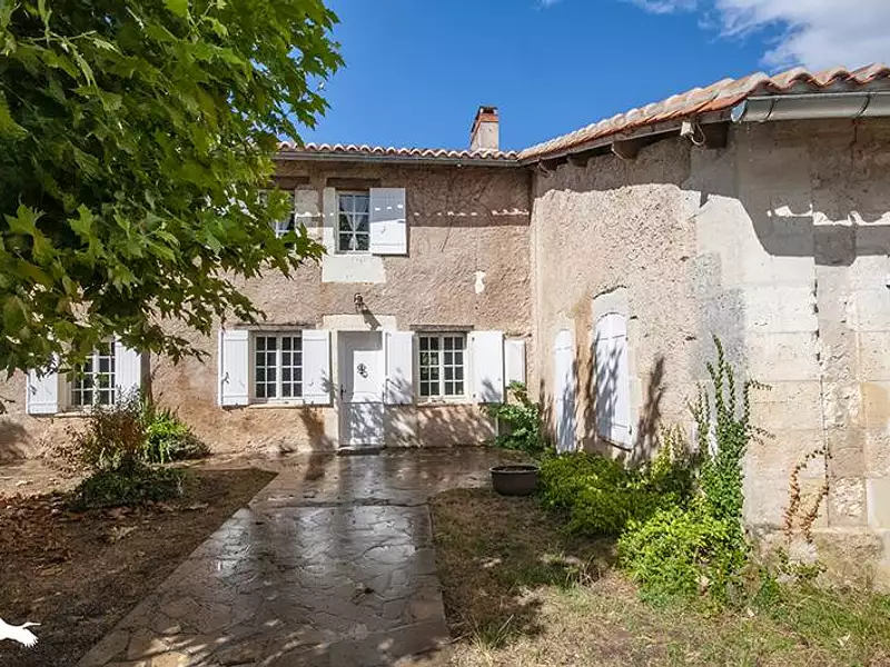 Maison, 231 m²
